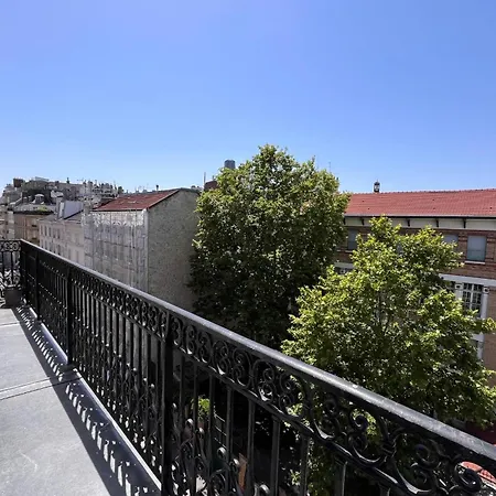 Appartement With Balcony Eiffel Tower View *